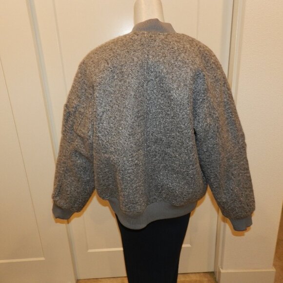 H&M Divided Women’s Coated Varsity Bomber Jacket Winter Size XXS - Picture 7 of 16